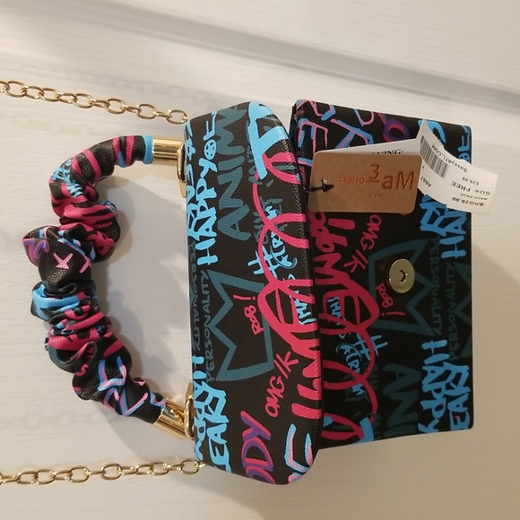 NWT Hello 3aM Graffiti Crossbody Purse - Picture 7 of 12
